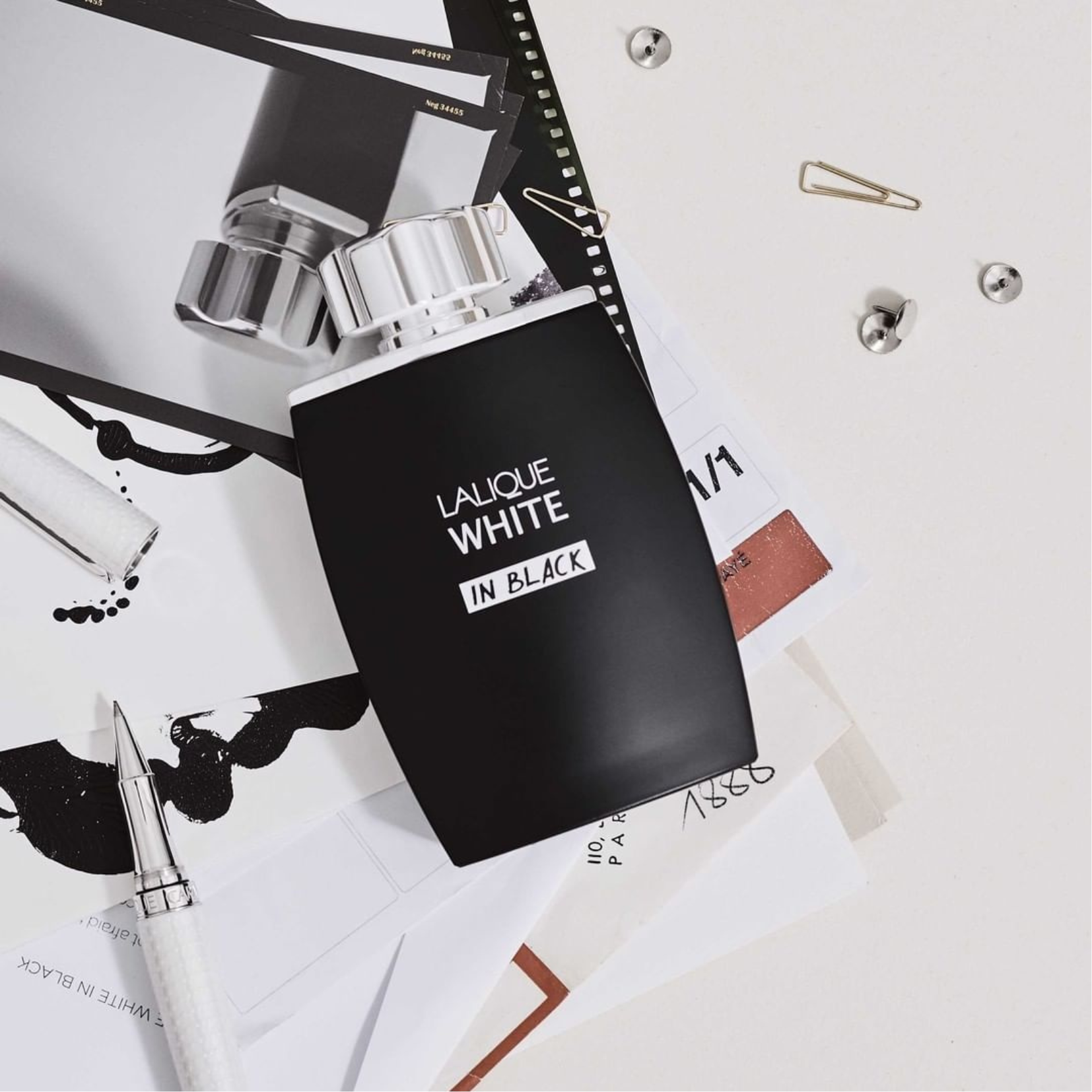 Lalique White in Black Eau de Parfum for Men